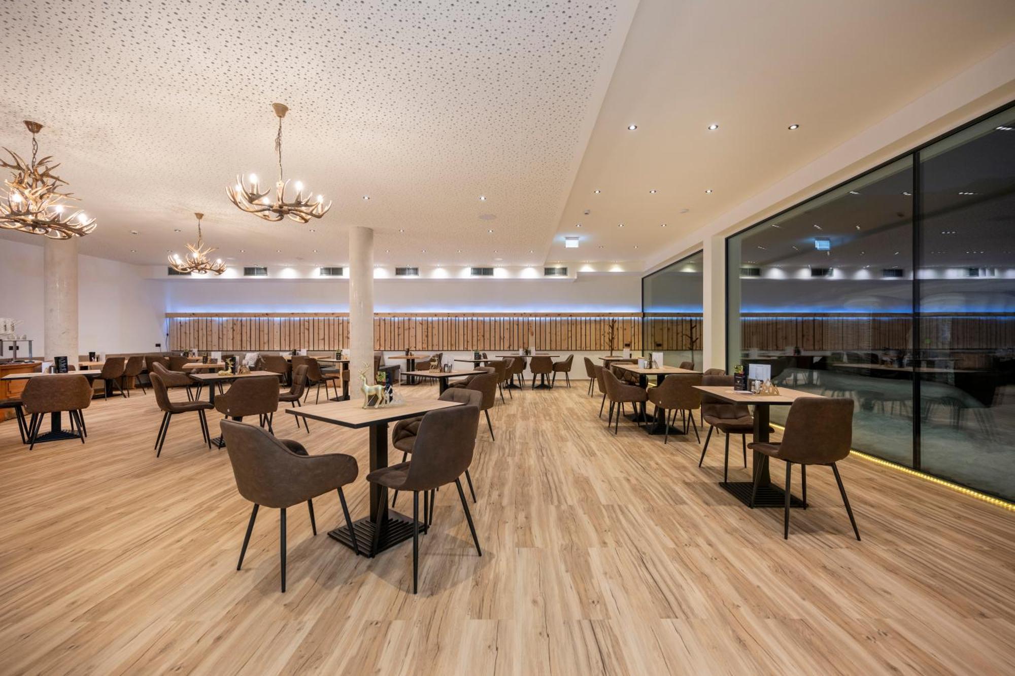 Goldhirsch Aparthotel Wagrain Exterior photo